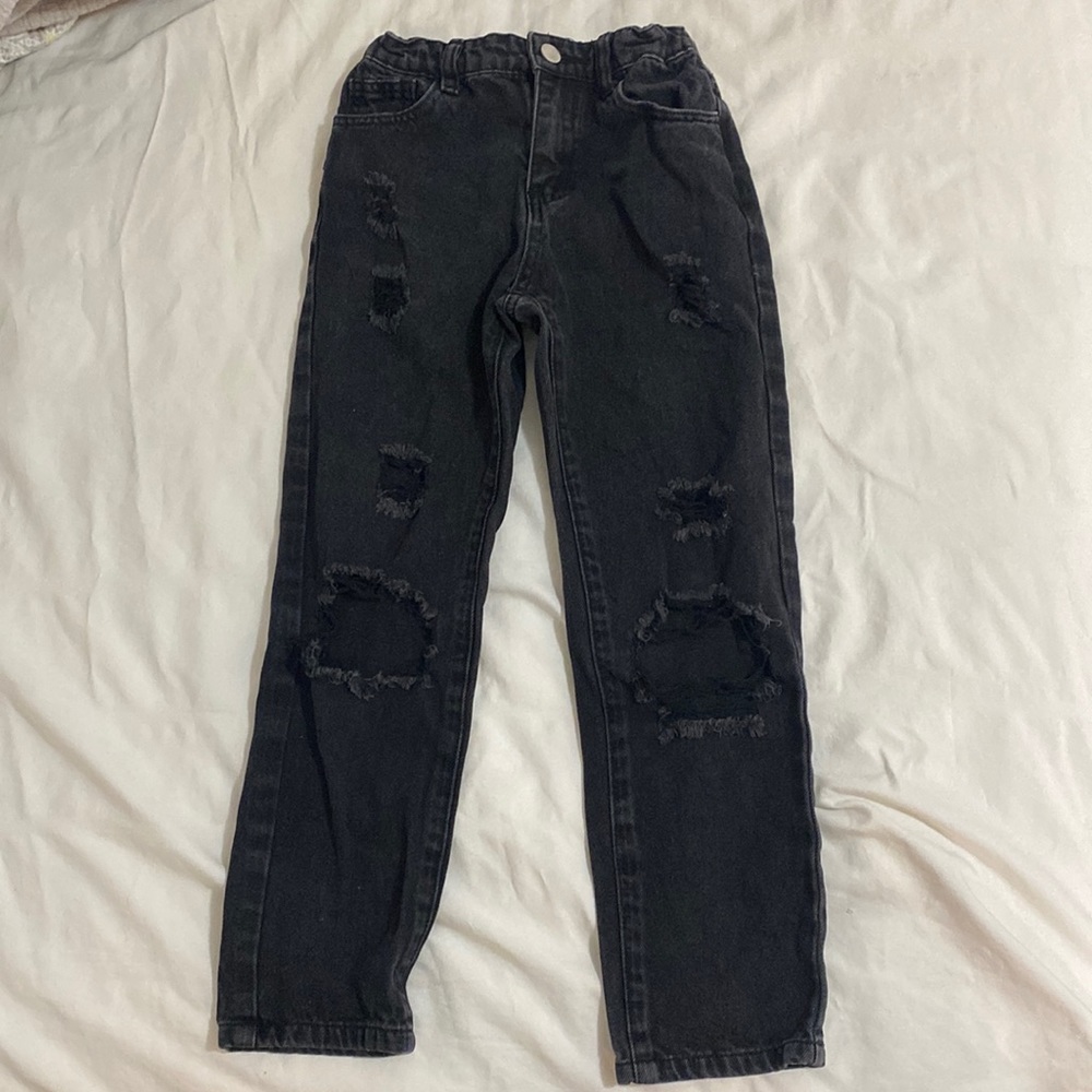 black demin straight jeans!